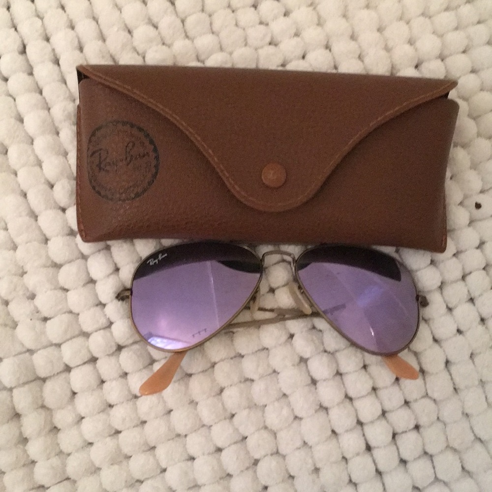 Ray Bans, Aviators. 55